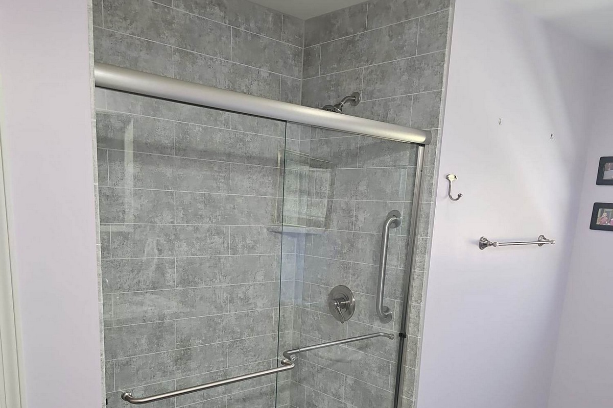 bath-to-shower-conversion-feature