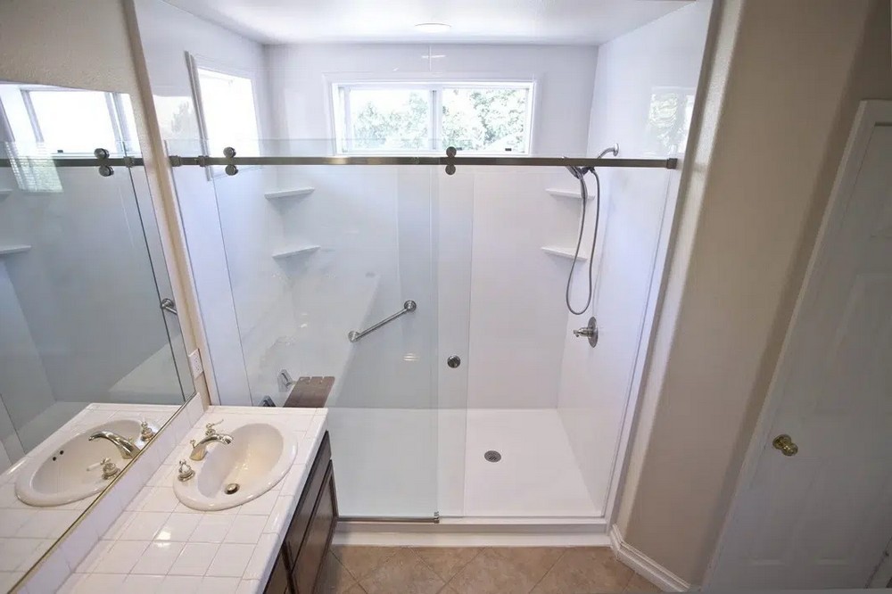 Are Walk-In Showers a Good Investment for Your Home?