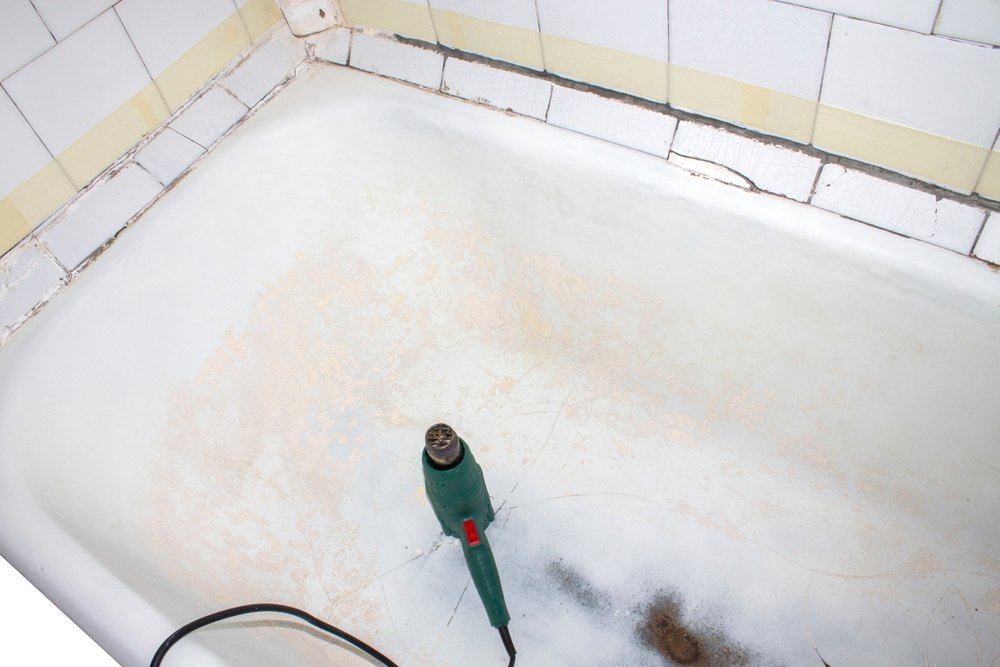 How an Outdated Bathtub Impacts Your Bathroom's Safety and Hygiene