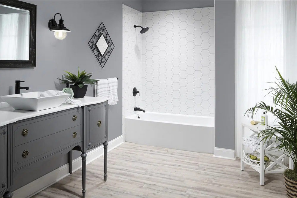 Why Replacing a Bathtub Is Not a DIY Job