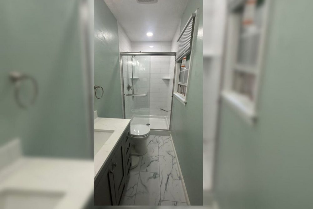 Can a Walk-In Shower Fit in a Small Bathroom?