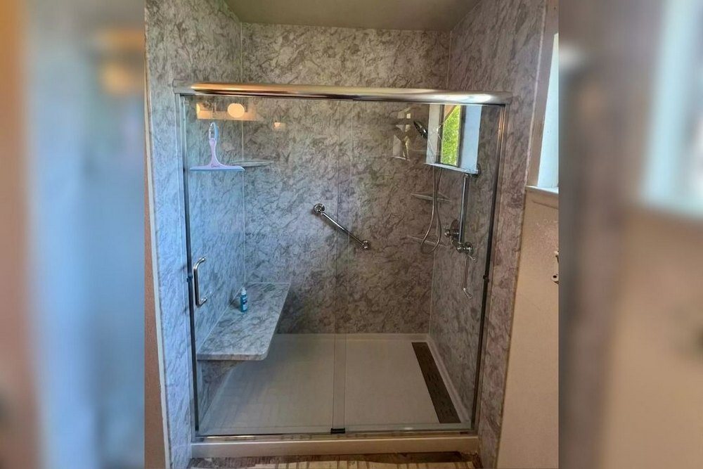 Are Walk-In Showers a Good Choice for a Large Family?