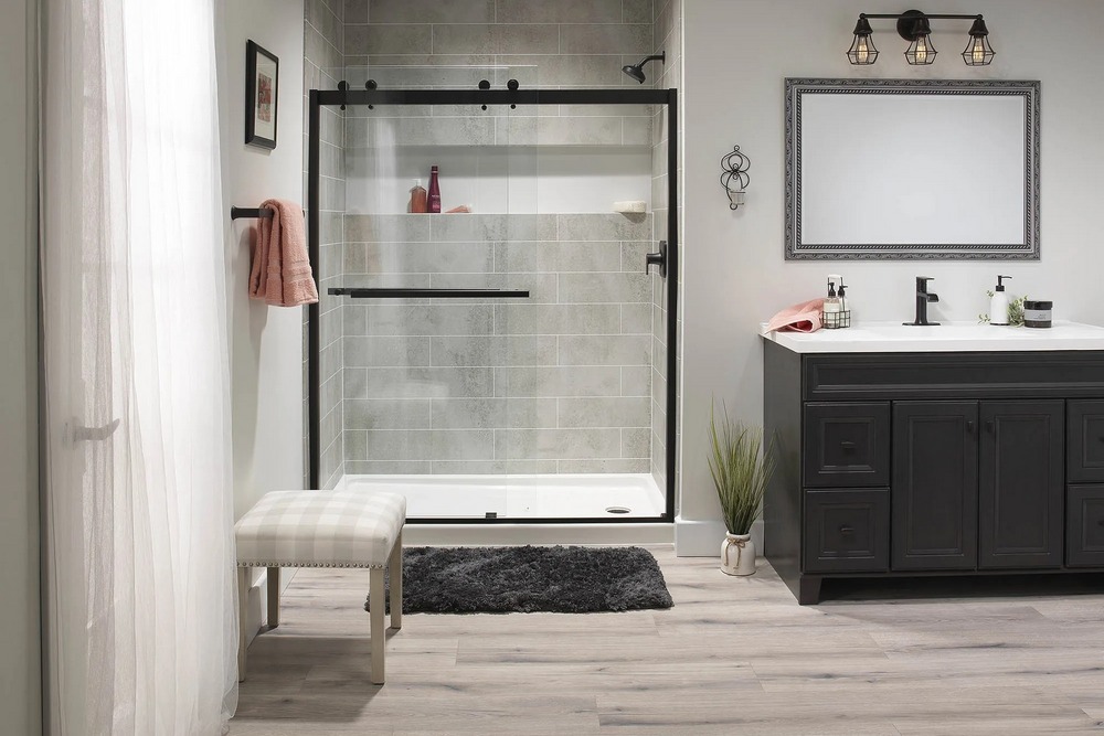 How to Choose Between a Walk-In Tub and a Walk-In Shower