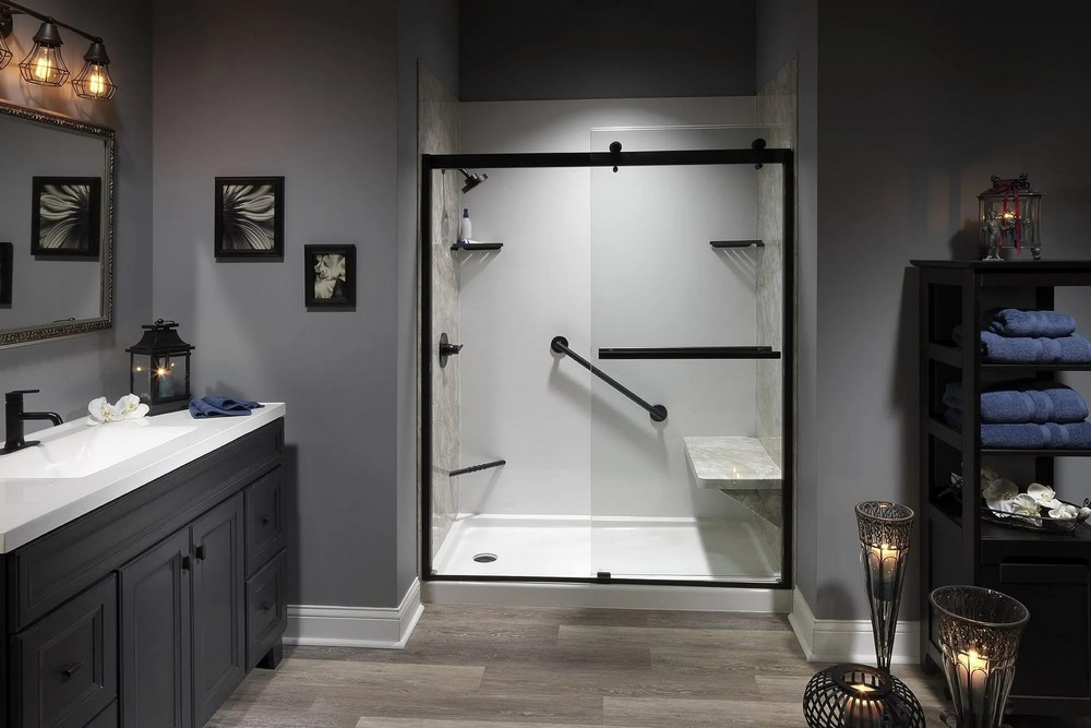 How Walk-In Showers Reduce Slip-and-Fall Risks in the Bathroom