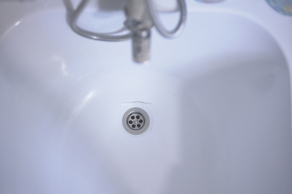 Is It Time to Replace Your Old Bathtub? Here's How to Tell