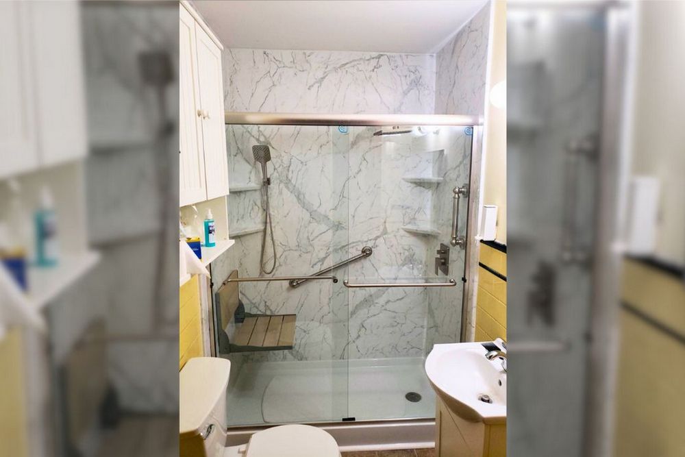 Why Replacing Your Old Tub Improves Safety and Comfort